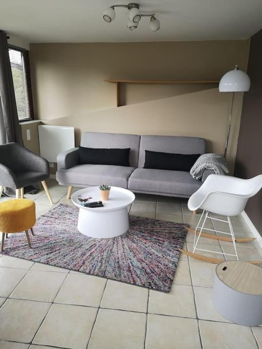 Confortable Maison A La Campagne Les Fougeres Extérieur photo